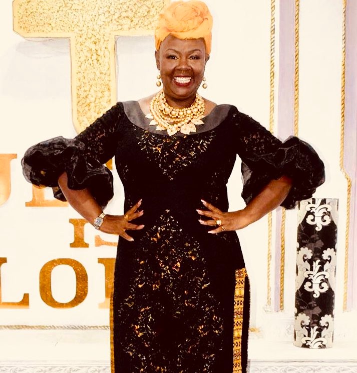 Kathy Kiuna posing