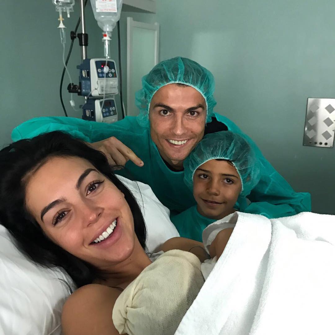 Cristiano Ronaldo and girlfriend in hospital