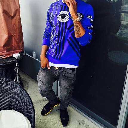 Wizkid wearing Balenciaga sneaker