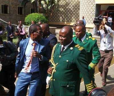 Four Bad Habits That Always Makes Couples Split