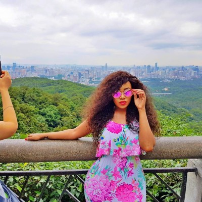 photo, Kenyans react after Vera Sidika posts a photo of the D size she prefers!