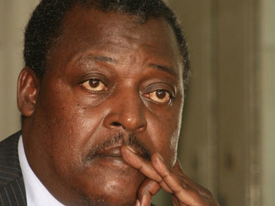 VIDEO:President Uhuru Kenyatta Milking Cyrus Jirongo’s Cows?