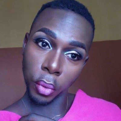 Jeez! leaked photos of Betty Kyalo and Hassan Joho. why same shoes?