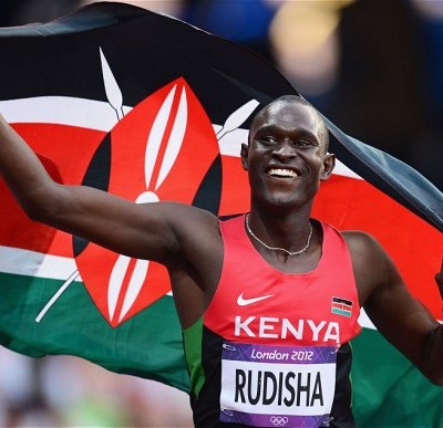 Such A G! Naked Women Dance Around Khaligraph Jones While He’s Smiling(Video)