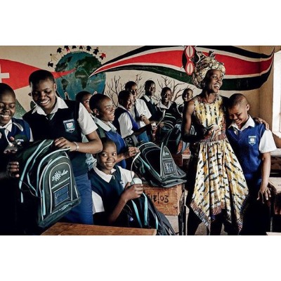 Vera Sidika’s huge nyash gets grabbed while she smiles