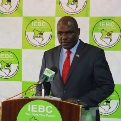 Celebrity sneakers: Lon Jon loves Air Jordan Flight and Air Jordan 4 Retro OG