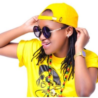 Bonoko buys a Range Rover