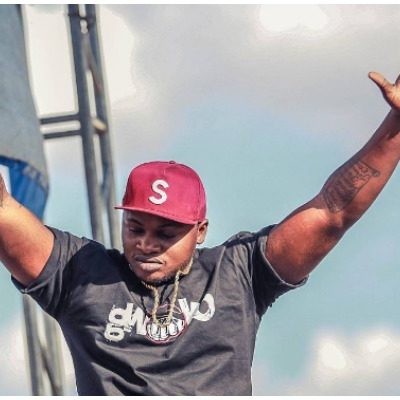 Awww! Khaligraph Jones’ sweet message to his girlfriend on her birthday proves how romantic he is