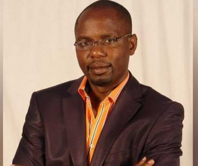 Eric One Wash wins hairstylist of the year 2017 award