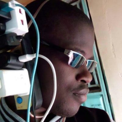 pesa ni kitu mzuri! Nasty C gets a new pet and wow isn’t it scary!