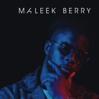 Lady left embarrassed and devastated after making public proposal to her boyfriend at the mall