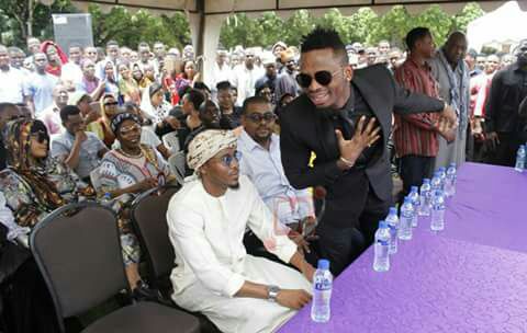 Alikiba and Diamond Platnumz meeting up at the wake of Masogange