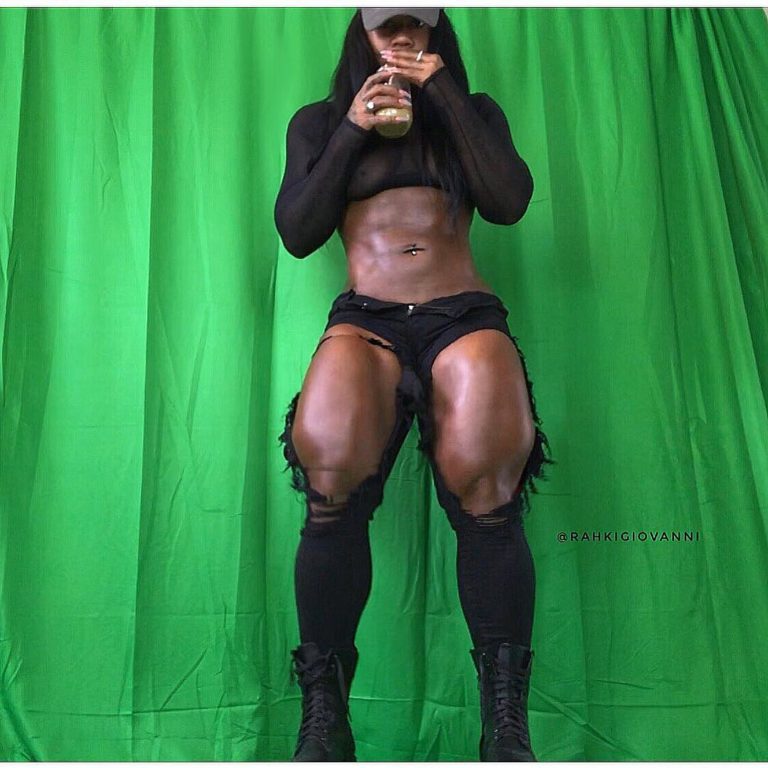 Eye Candy, body builder Rahki Giovanni serving body goals