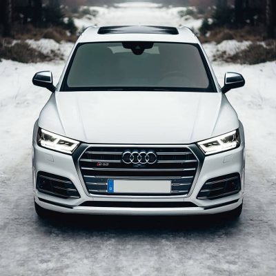 Sneak Peak Of Mercedes Benz Interior Update in C-class Sedans