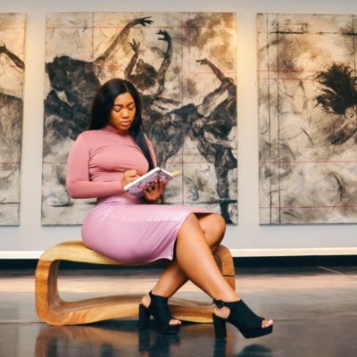 pesa otas! Lady Bud flaunts wads of cash on her Instagram account