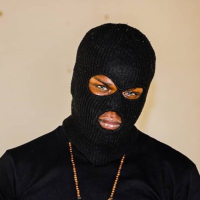 Huddah Monroe asks Kenyans how she looks with long hair, the answers made her stick to short hair