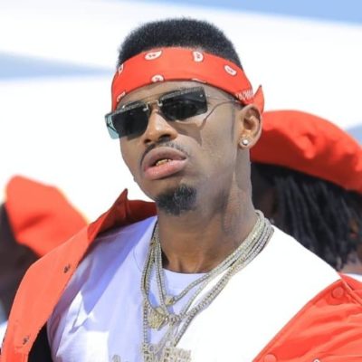 King Kaka sold 5000 copies of Eastlando Royalty album in Kampala, shuts down Ugandan Hip Hop Awards(UHHA)