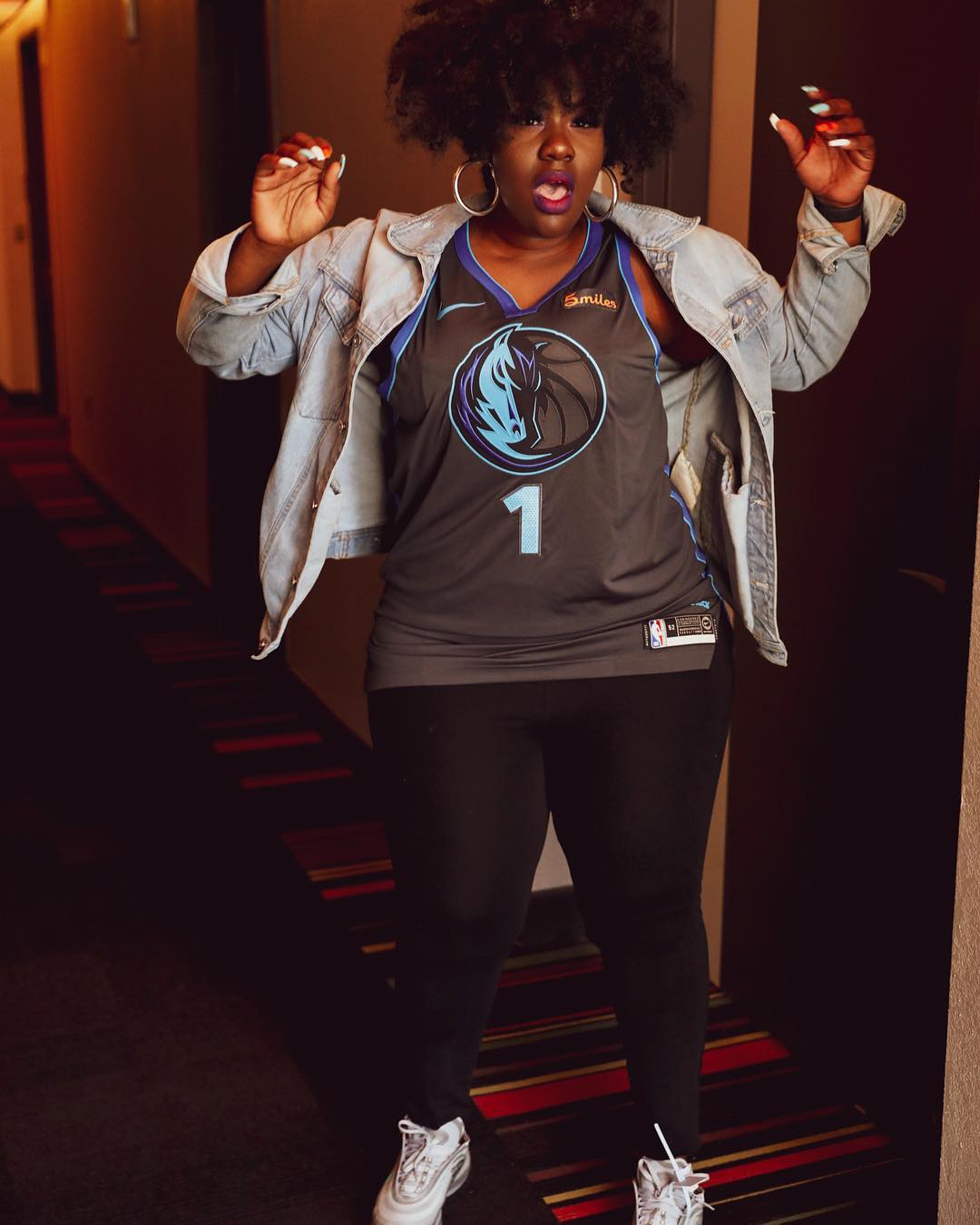 there's no Kenyan/African DJ holding down African artistes especially Kenyan artistes by playing their records abroad the way DJ Poizon IVY does and thanks to her, most African artistes are getting recognized internationally because she plays their records whenever she gets the chance to. photo credit: Instagram/poizonivythedj