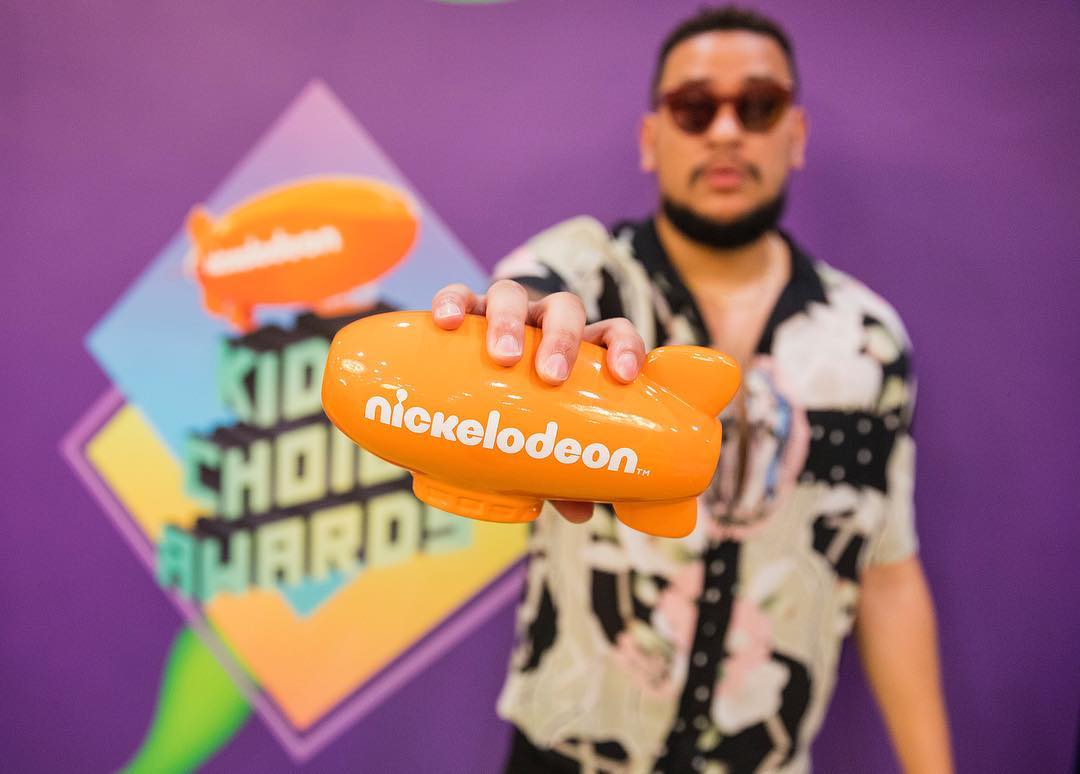 AKA becomes the first African rapper ever to win the Nickolodeon Kids' Choice Awards ever. photo credit: Instagram/akaworldwide as taken by Instagram/raptographer