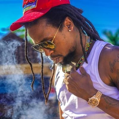 Floyd Mayweather DJ jumped by T.I and his crew