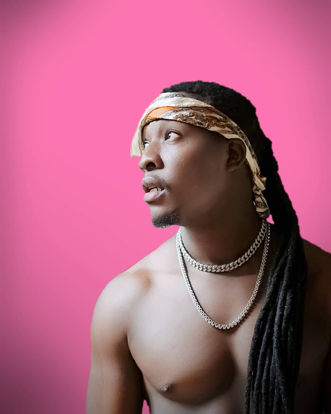 Japesa is indeed taking over the trap and rap scene in the country and he is doing it in Luo. Everything he's doing in the music industry is unprecedented. photo credit: Instagram/japesakenya