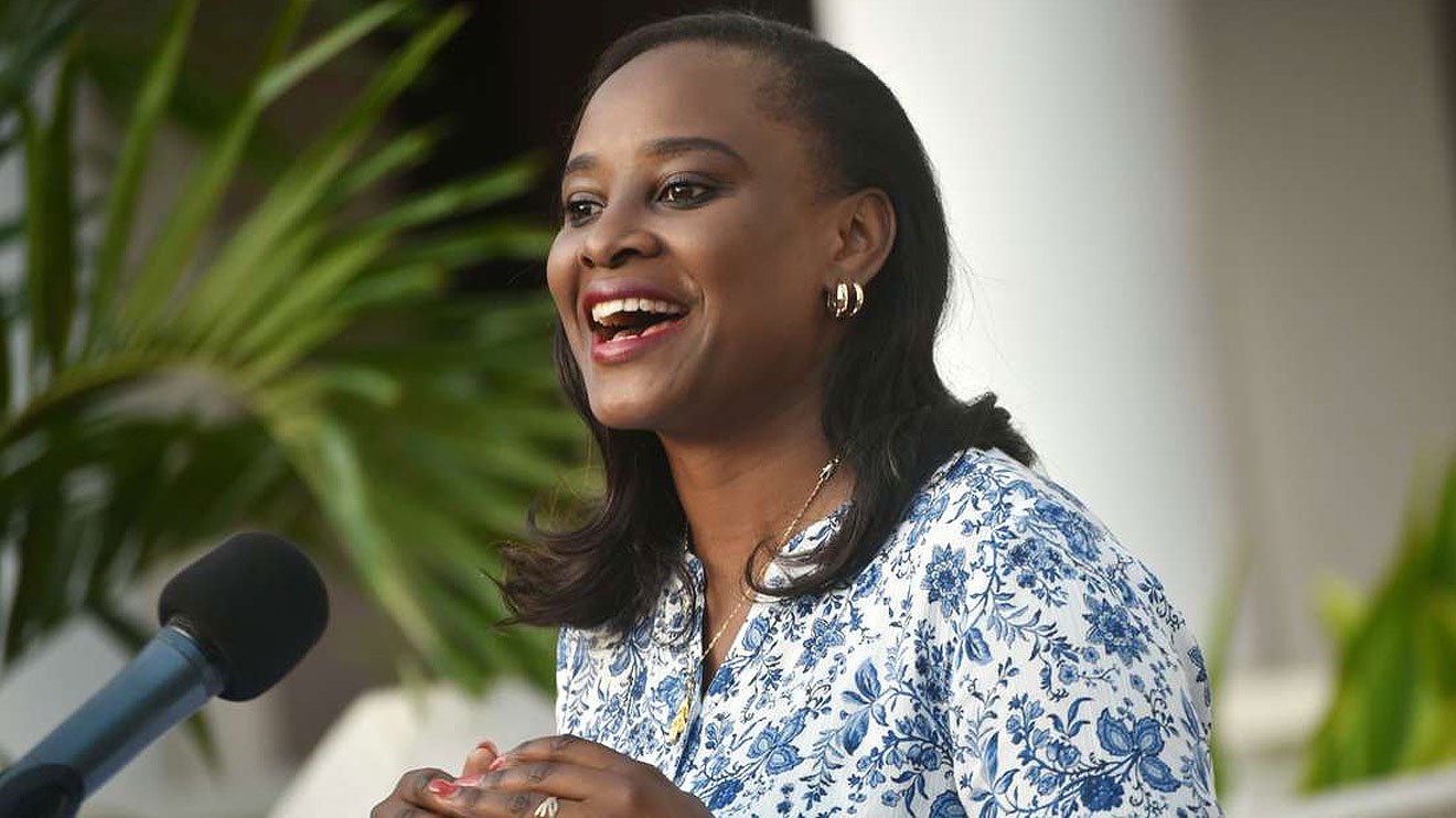 Kanze Dena