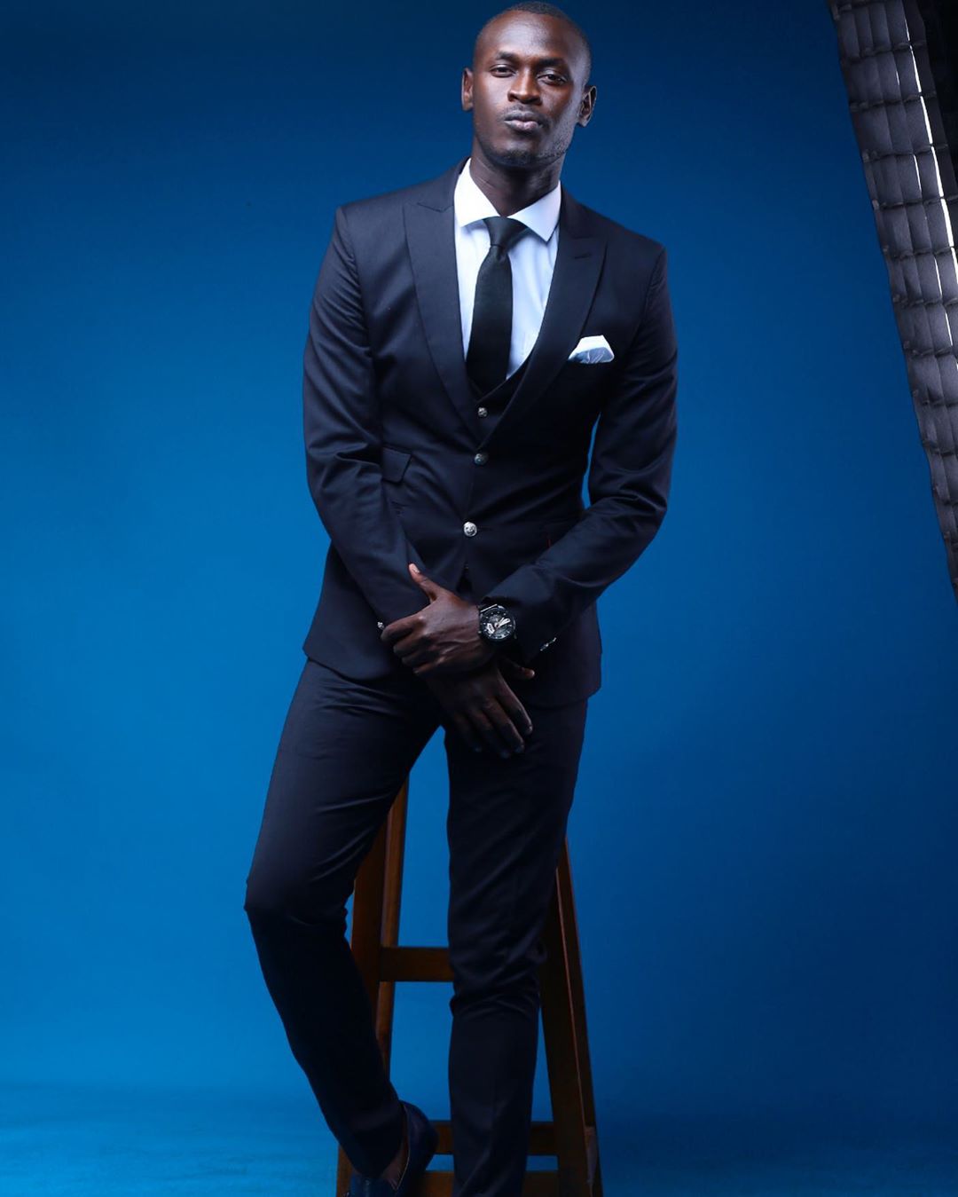 King Kaka reminds people the many accomplishes he has achieved through his music, his philanthropic ventures and being a Remi Martin brand ambassador. King Kaka has indeed achieved a lot of stuff on his career, even some stuffs that most African rappers generally have not achieved yet, like having a sit-down with the French President, Emmanuel Macron and the second richest man on the planet, Bill Gates and his wife, Melinda Gates. photo credit: Instagram/thekingkaka