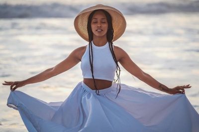 video of a man in Kangundo beating up a disabled, old woman annoys netizens