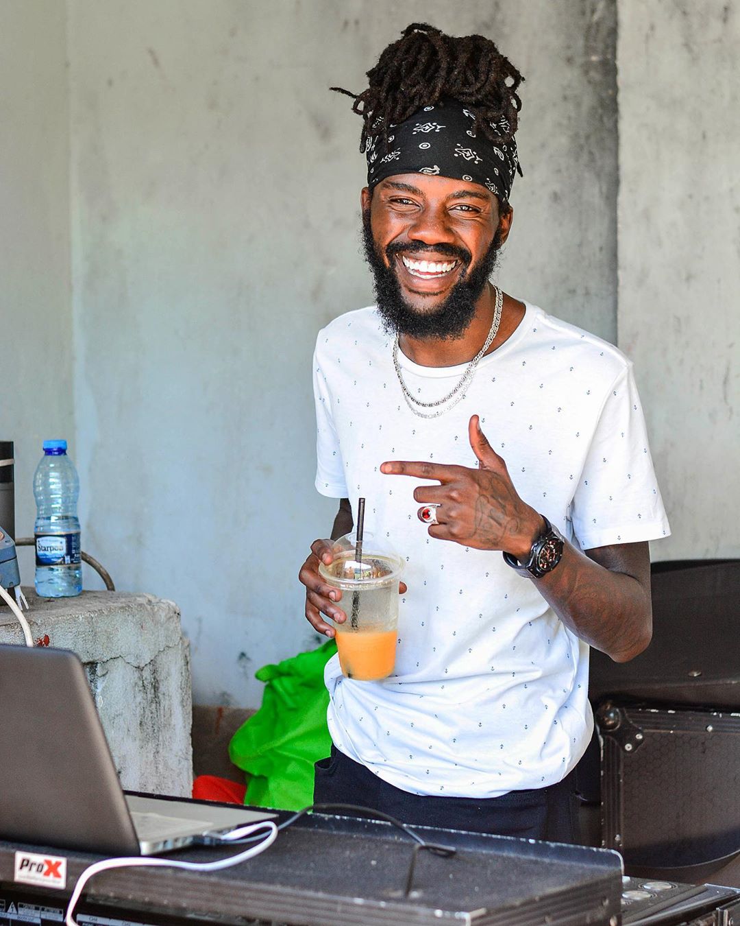 ZJ Heno on a recent gig where he was the official DJ in Mombasa. Photo credit: Instagram/jobartography