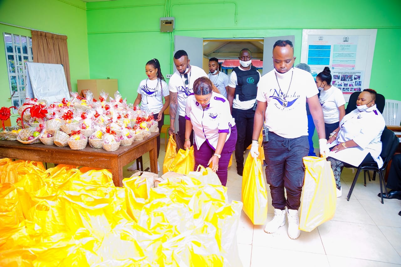 Rev Lucy Natasha showered nurses with gifts and food packs