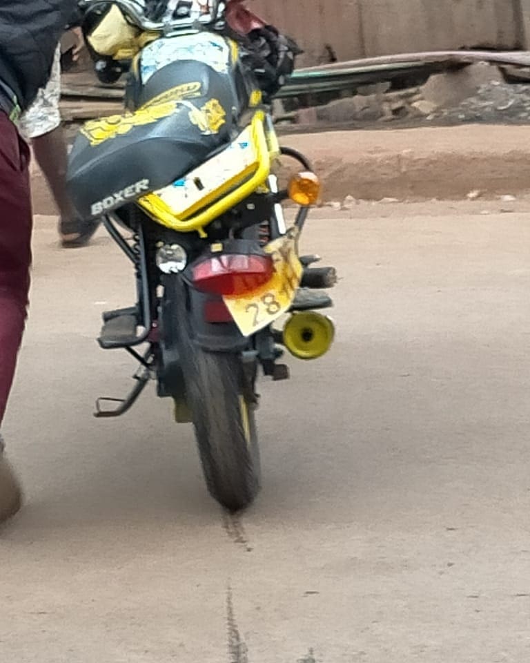 The motor cycle that Zzero Sufuri was riding prior to the sudden grisly road accident in Kibra. Photo credit: Instagram/zzero_sufuri