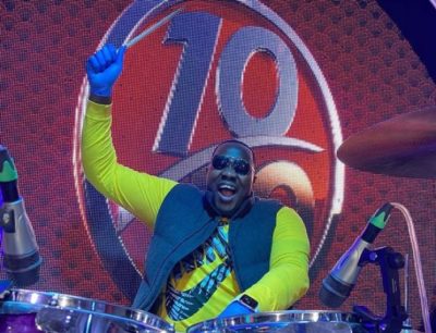 Siblings rivalry! siblings argue over helping out their mother and family