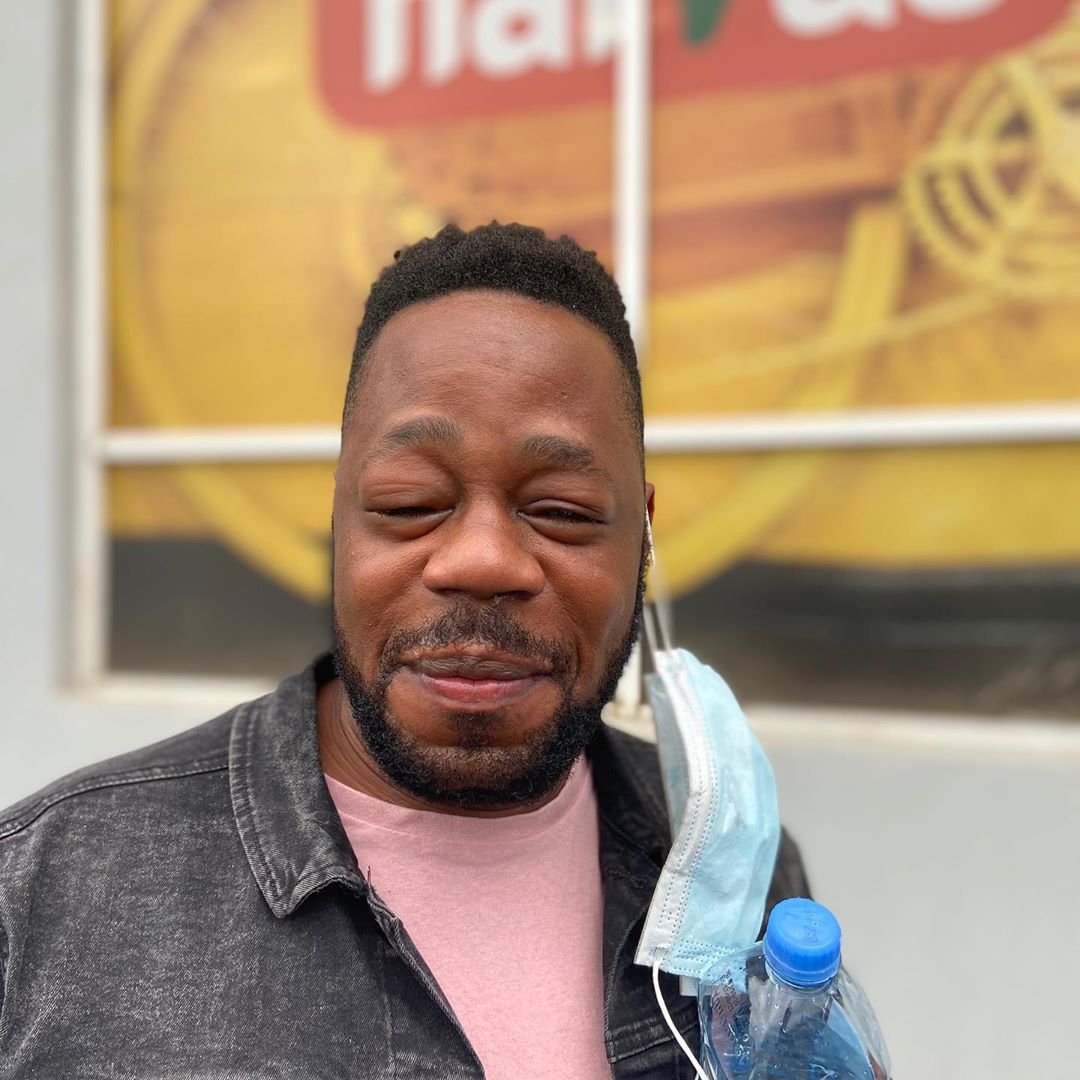 Edgar Obare after eating his meal at ArtCaffe restaurant. Photo credit: INstagram/edgarobare