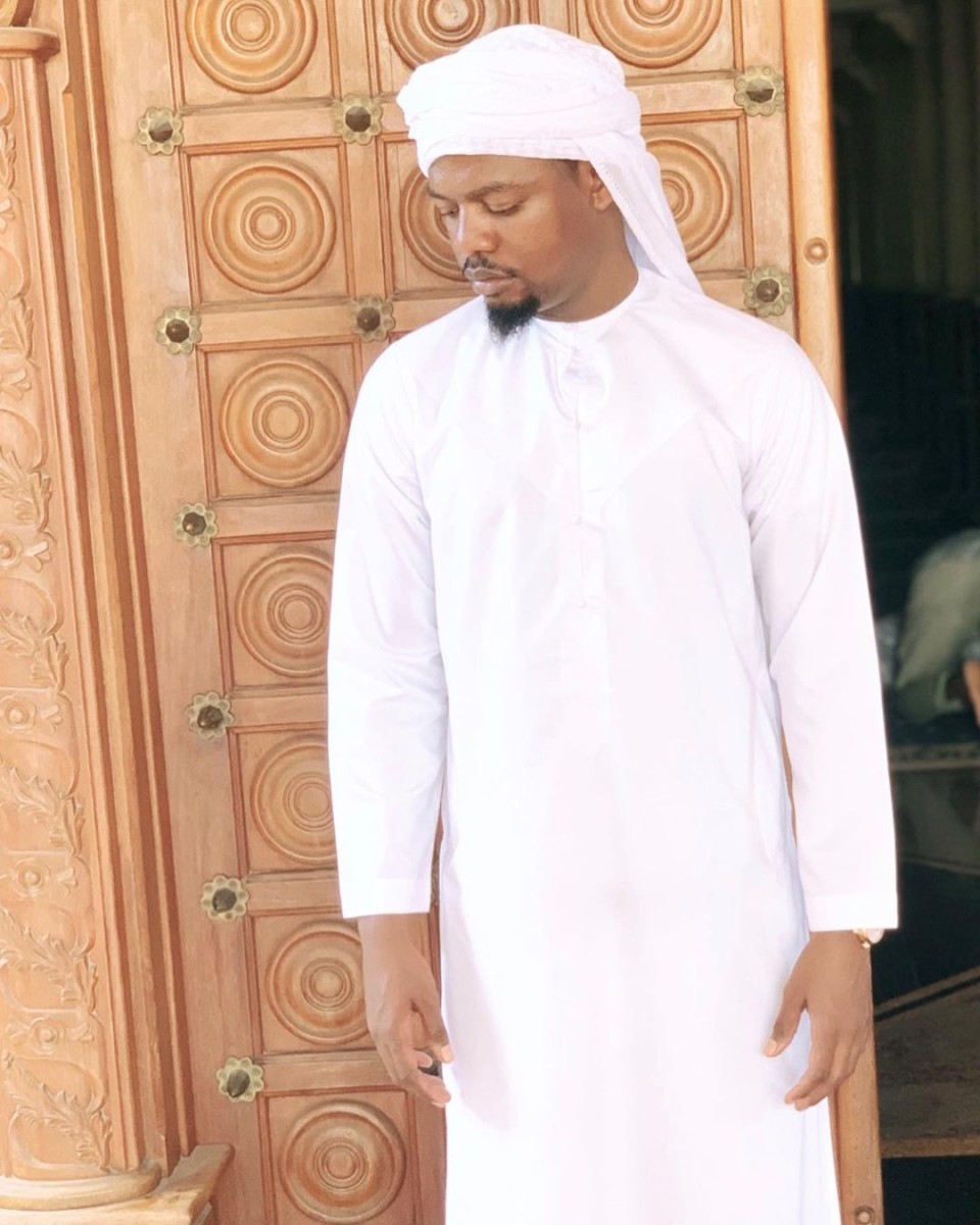 Ben Pol converted in Masjid Maamur mosque on 23, November 2020. Photo credit: Instagram/iambenpol