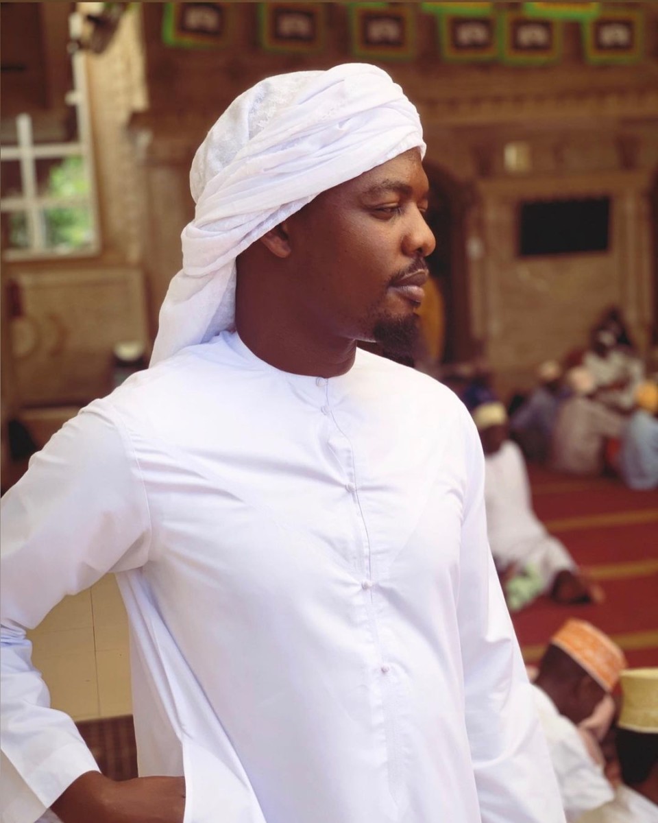 Ben Pol converted in Masjid Maamur mosque on 23, November 2020. Photo credit: Instagram/iambenpol
