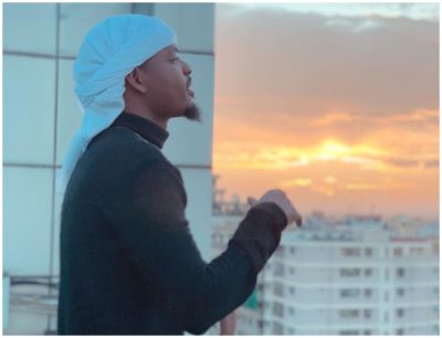 Khaligraph Jones transforms a scrap car specifically for a music video