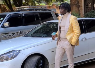 Davido buys a Rolls Royce to appreciate himself for his hard work