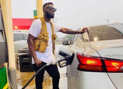 Diamond Platnumz buys himself a brand new Cadillac Escalade