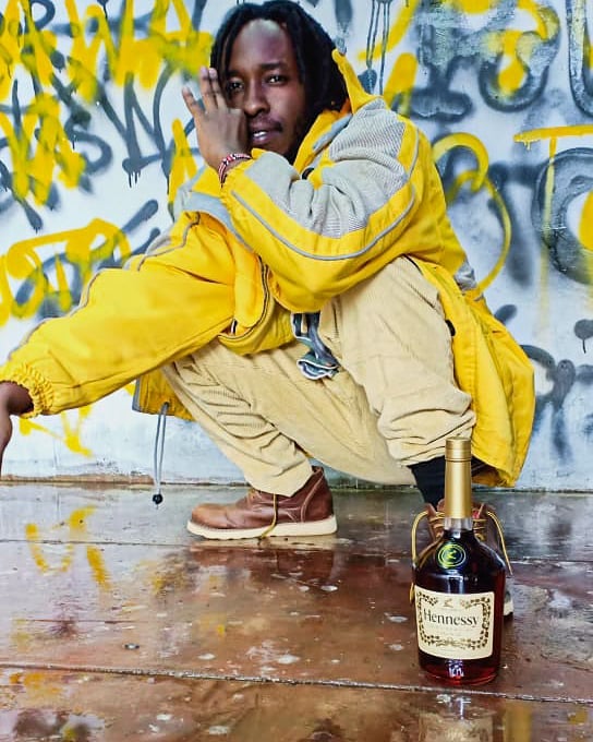 Sewersydaa who is one-third member of Wakadinali rap group has released his new visuals for 'Riswa' featuring 'Dyana Cods. Photo credit: Instagram/sewersydaa