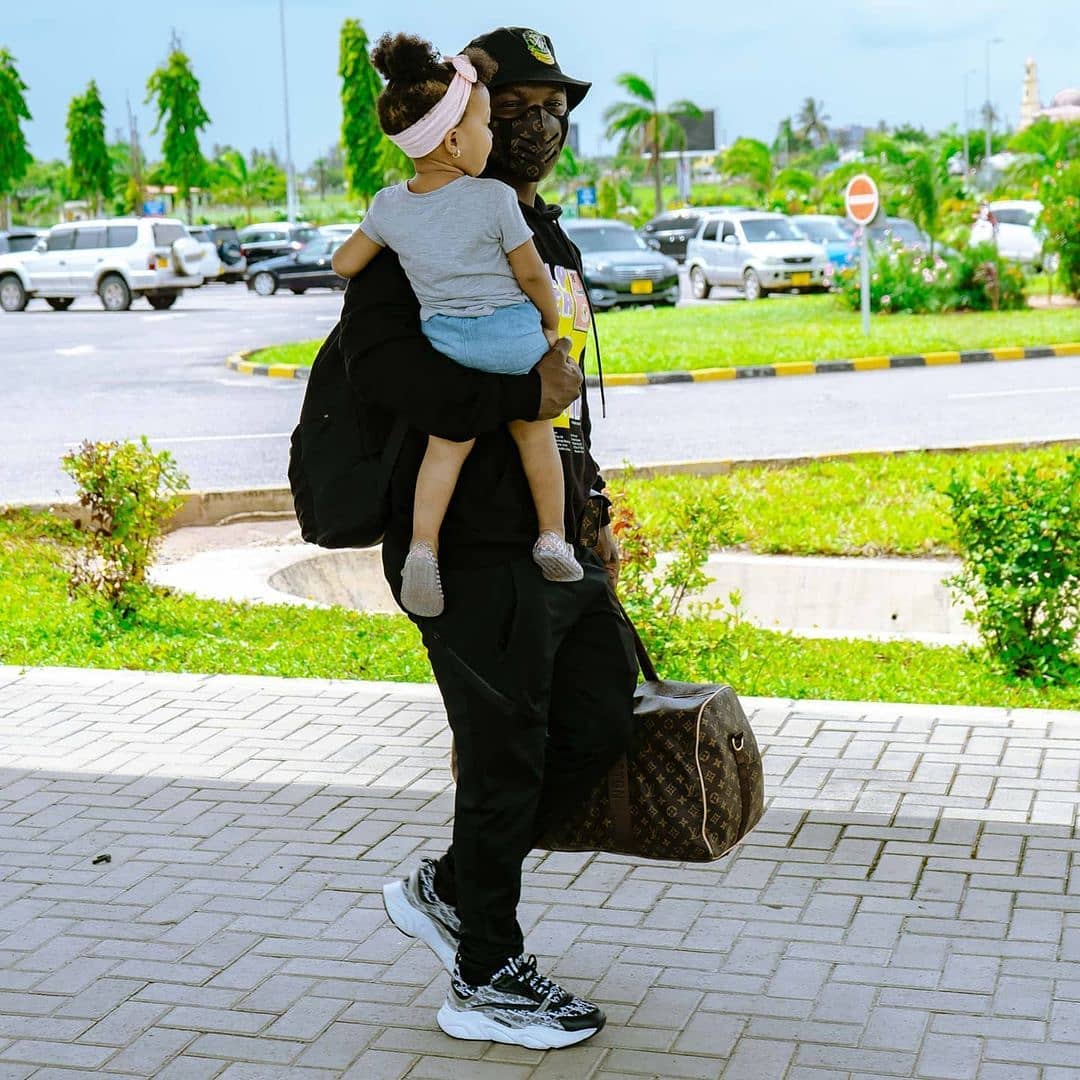 Harmonize and his daughter Zureha Nasra. Photo credit: Instagram/harmonize_tz