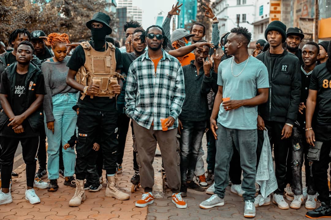 King Kaka together with Wakadinali(Sewersydaa, Scar, and Domani Munga) on location shooting the music video for their new collaboration song dubbed 'Pull Up' picked up from his upcoming 'Happy Hour' studio EP. Photo credit: Instagram/wakadinali