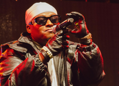 Jovial reacts after a fan spanked her bum after her performance