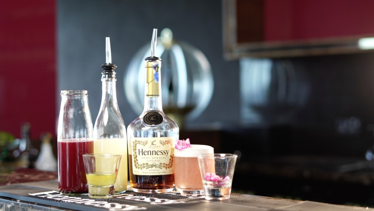 The Henny Piney made by Mixologist Simon Muchi