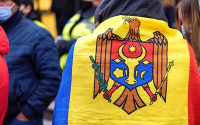 Maisha Superstar Competition Winner Phyllis “ PHY” Mwihaki’s debut album ‘PHYLOSOPHY’ is set for launch on Friday 20th November 2015