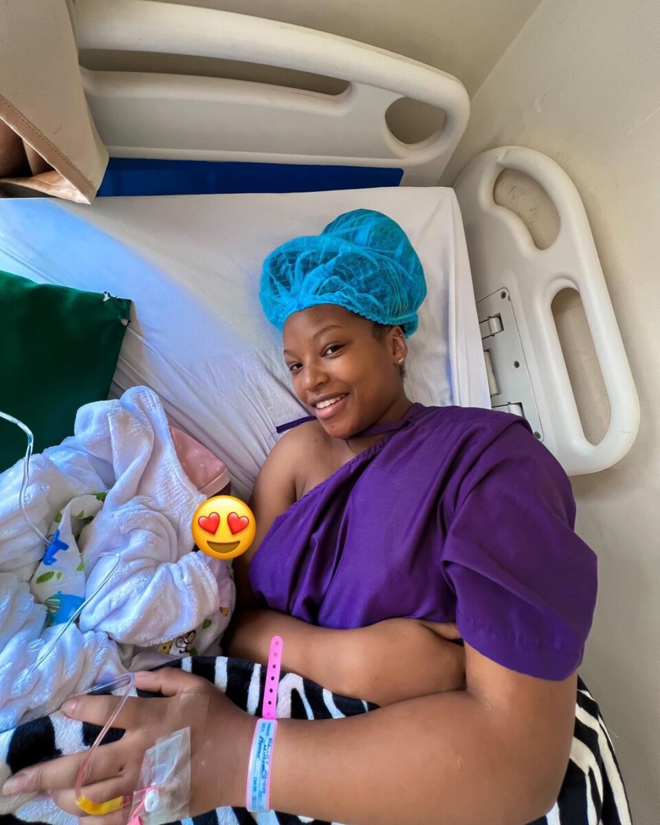Image: Instagram.com @Felicity_Shiru and @Zoey_Pluto Zoey covered with 'Love eyes' emoji at Komarock Modern Healthcare