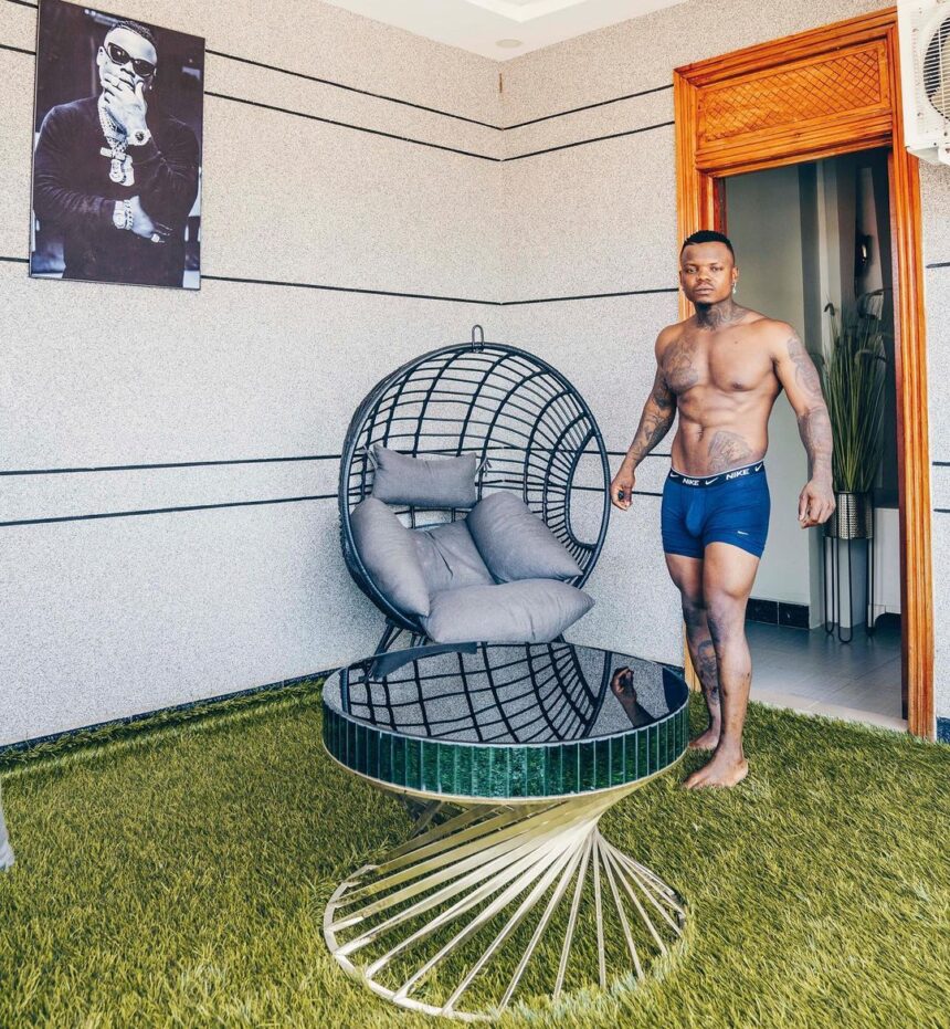 Harmonize modelling in nothing but a pair of boxers