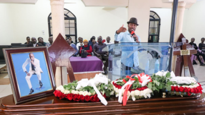 Amber Ray vows to fight her exes after breaking up with Rapudo