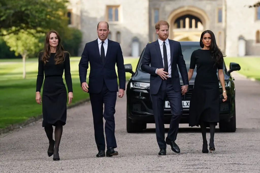 Prince William's wife making secret, late-night calls to Prince Harry