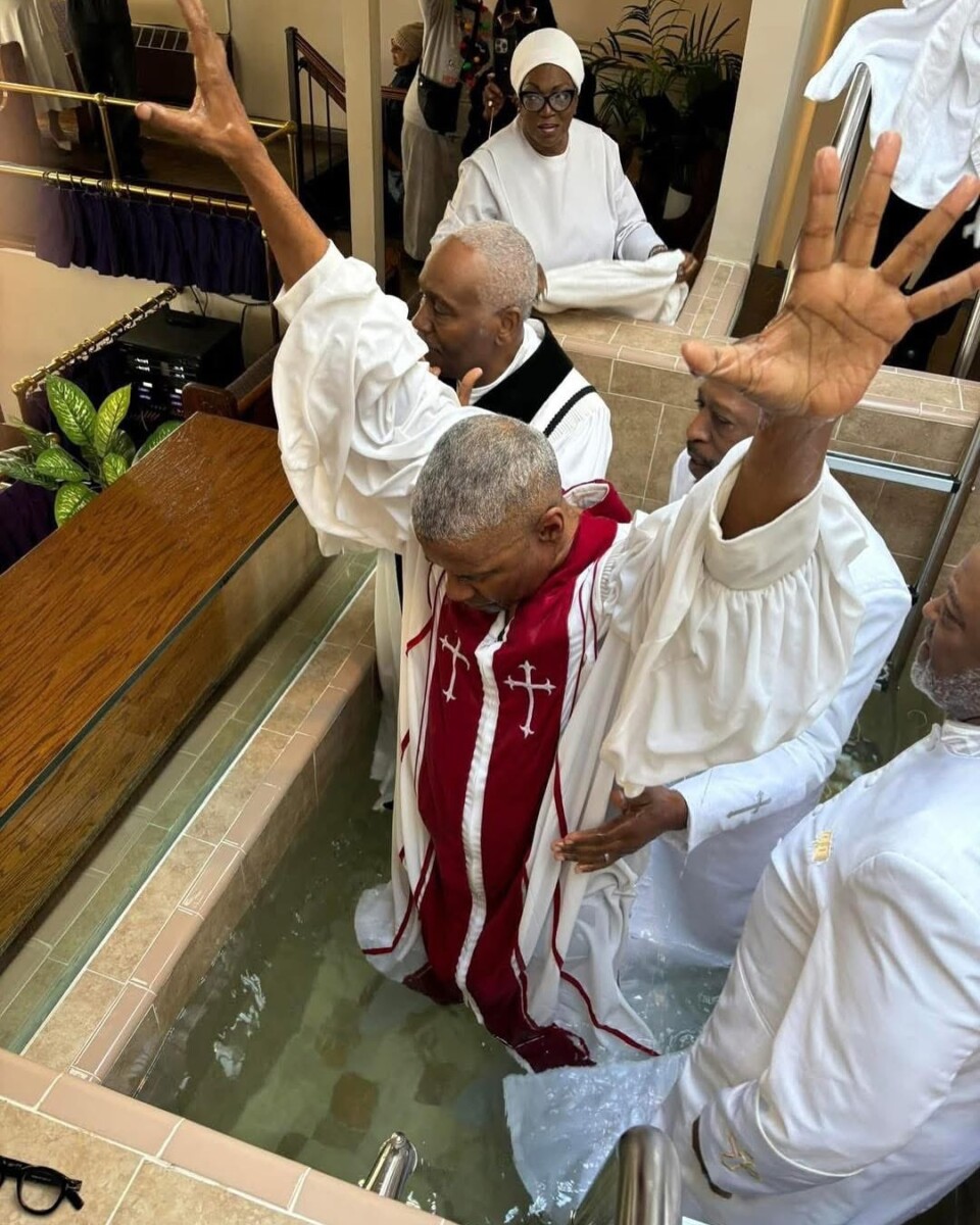 Denzel Washington getting baptized.📸: The First Jurisdiction Church of God/Facebook