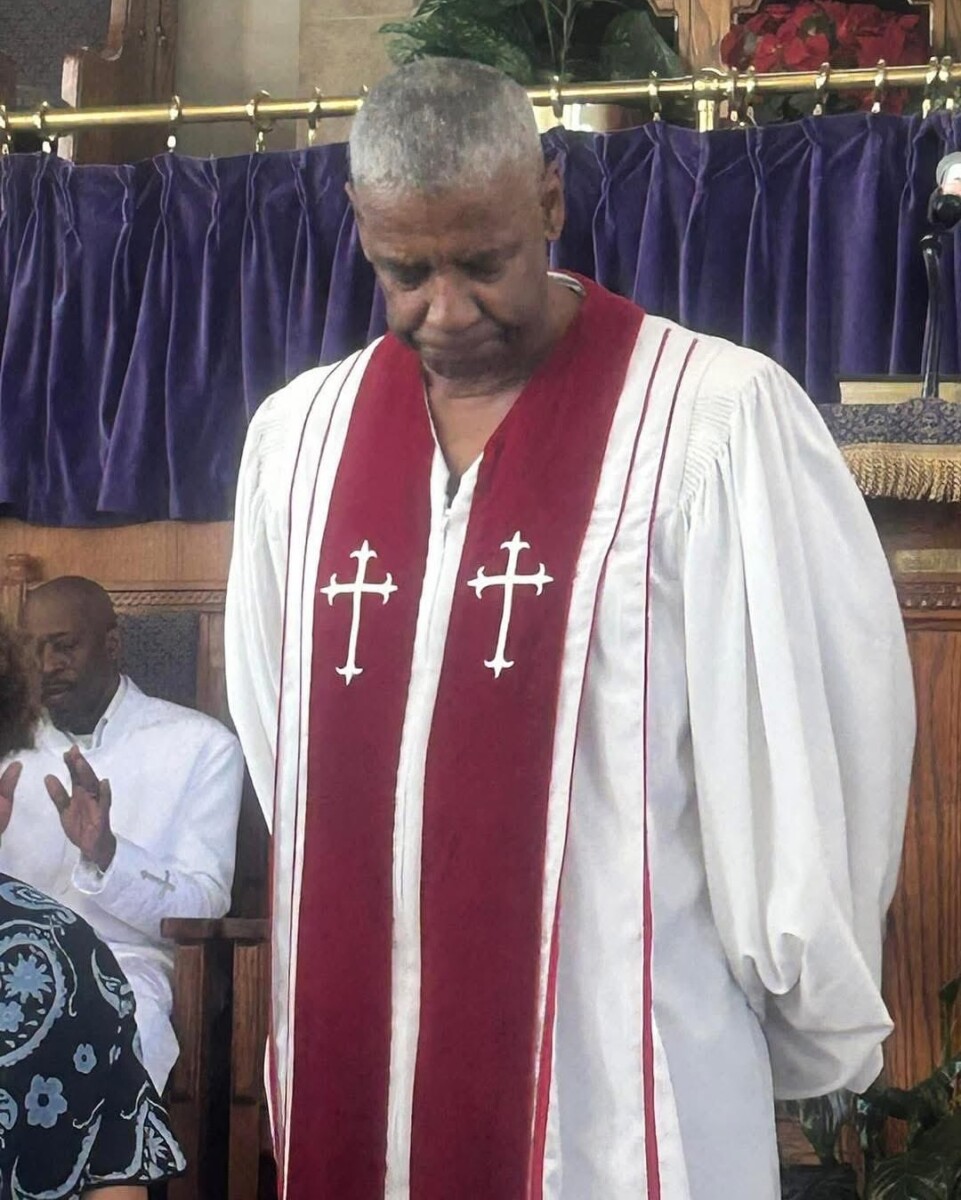 Denzel Washington getting baptized.📸: The First Jurisdiction Church of God/Facebook